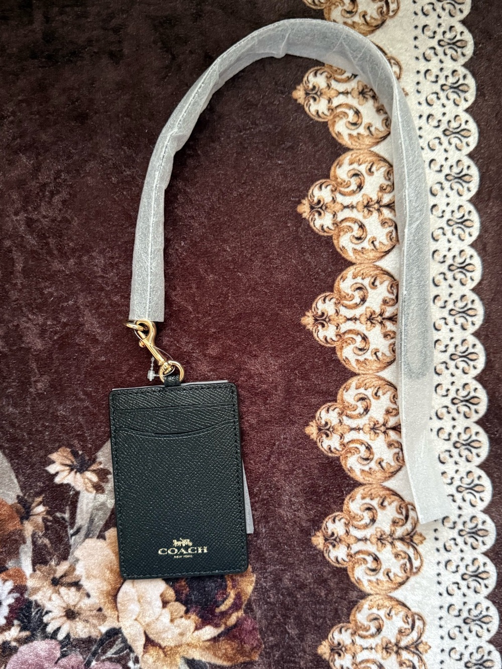 COACH Crossgrain Leather Detachable Strap Gold-Tone Hardware ID Lanyard NWT